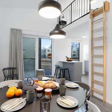 Holiday home Stunning In Lembruch-duemmer With Kitchen