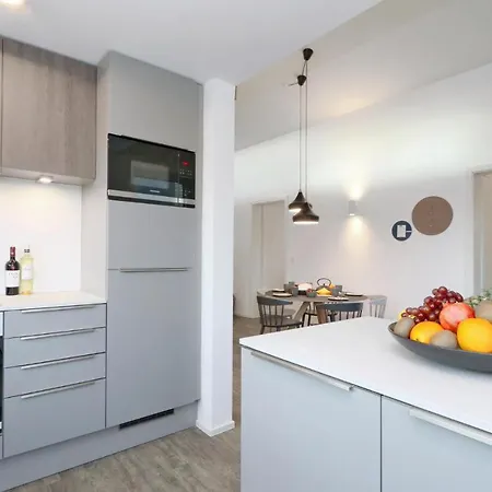 Holiday home Stunning In Lembruch-duemmer With Kitchen *