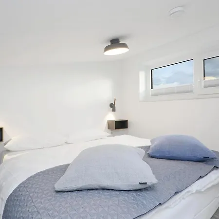 Stunning In Lembruch-duemmer With Kitchen Lembruch